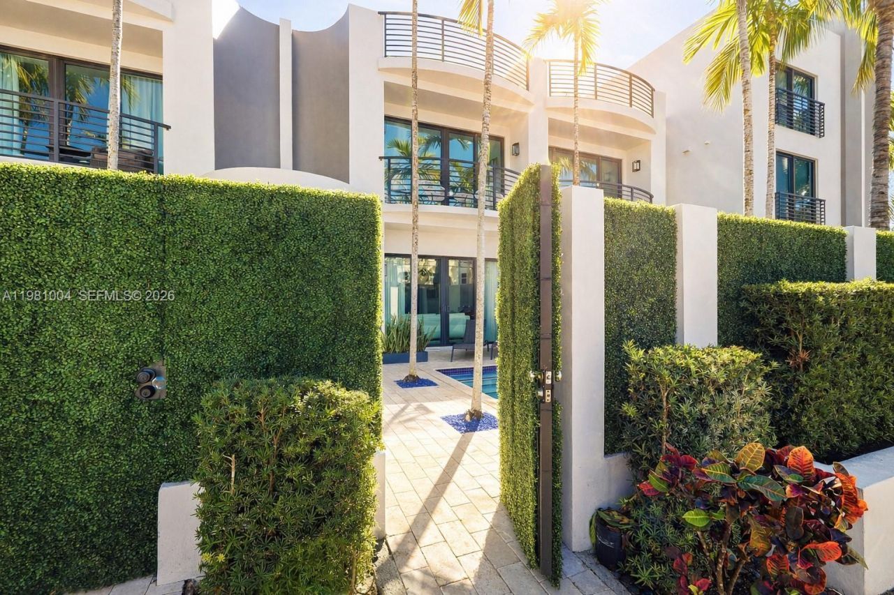 606 NE 14th Ave, Fort Lauderdale, FL 33304 Photo