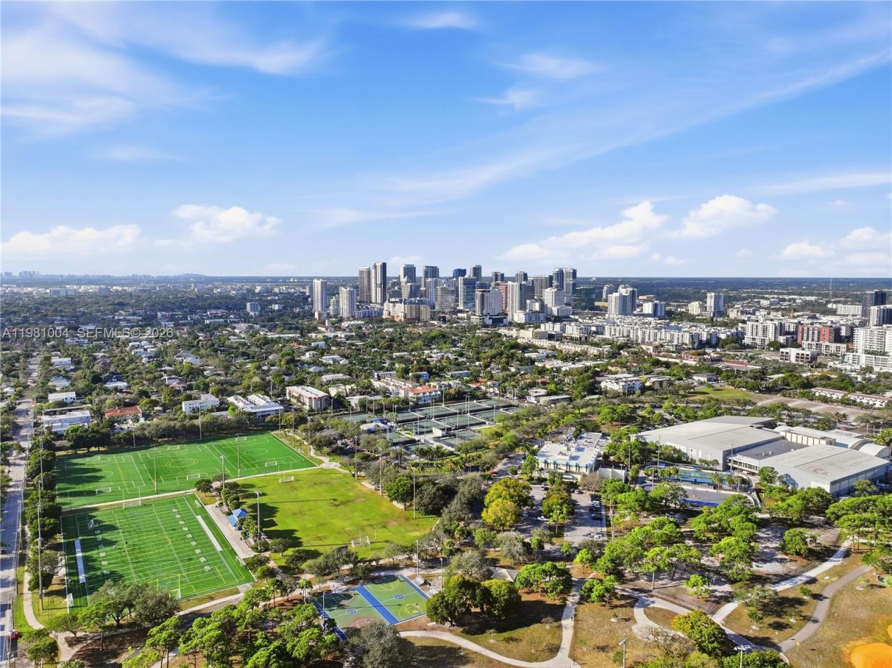 606 NE 14th Ave, Fort Lauderdale, FL 33304 Photo