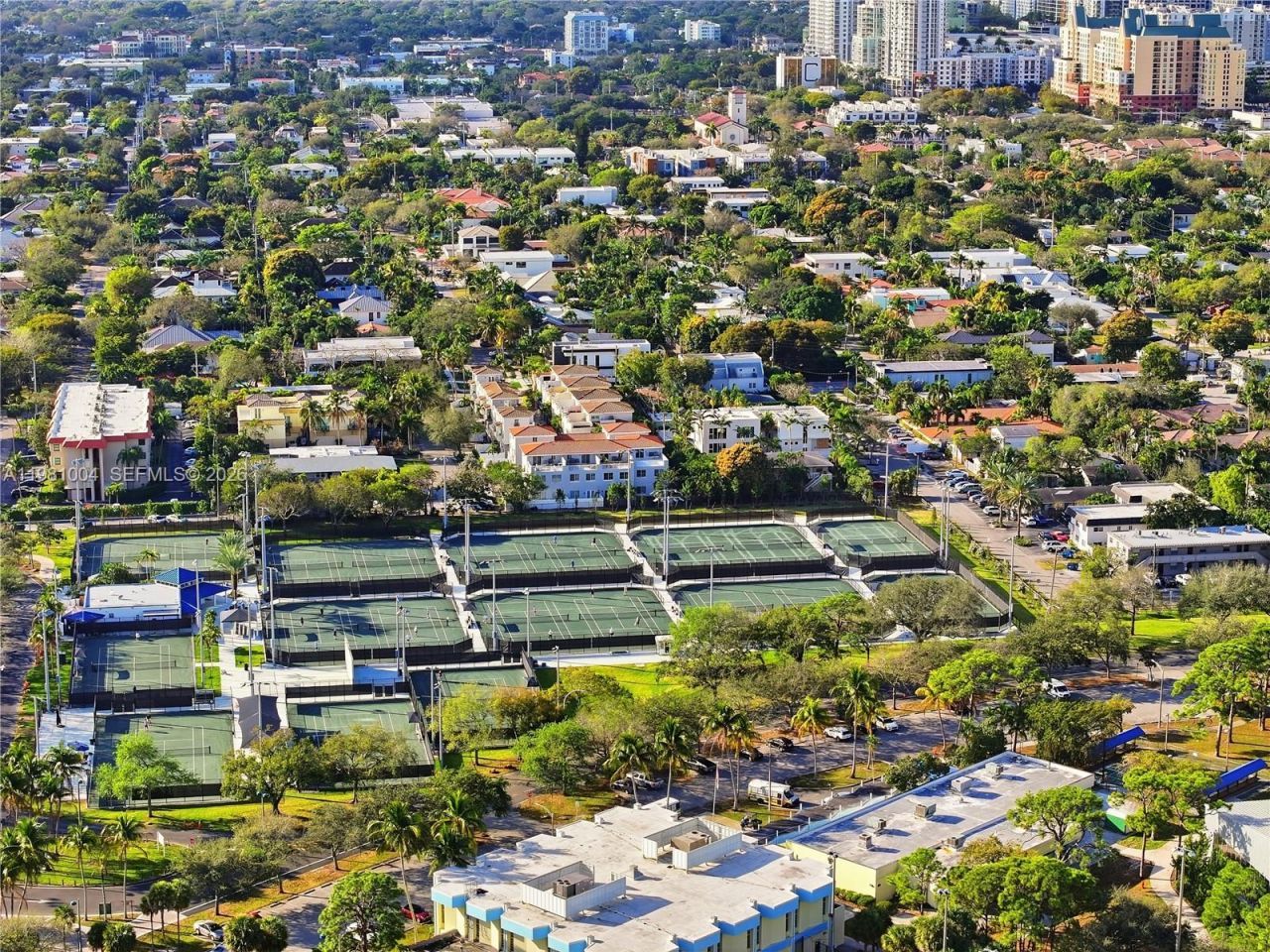 606 NE 14th Ave, Fort Lauderdale, FL 33304 Photo