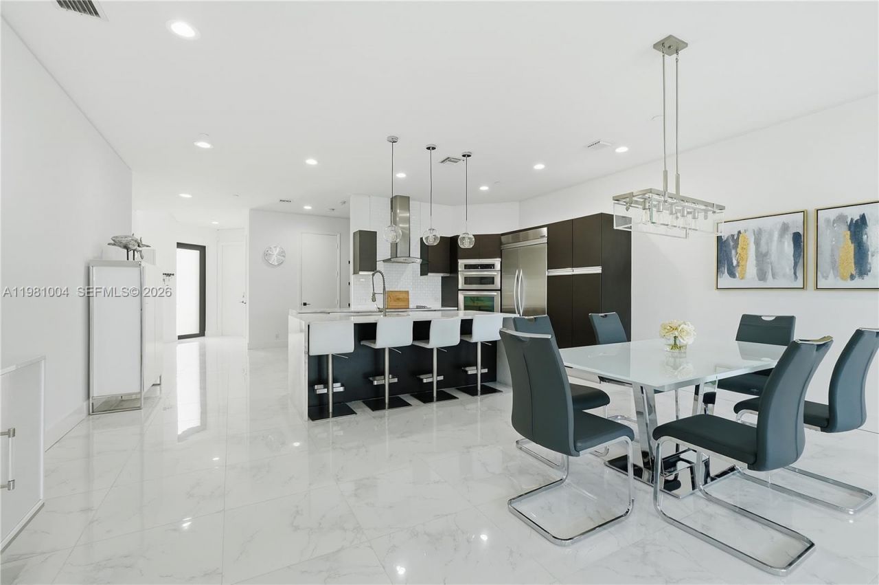 606 NE 14th Ave, Fort Lauderdale, FL 33304 Photo