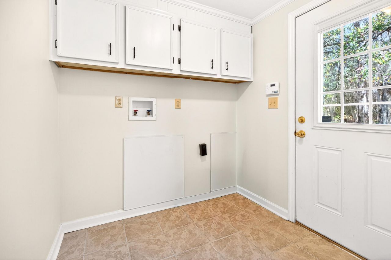 1223 Benton Road Photo 21