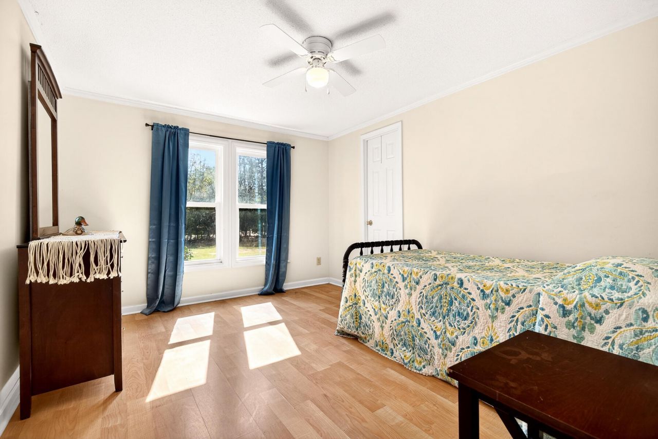 1223 Benton Road Photo 22