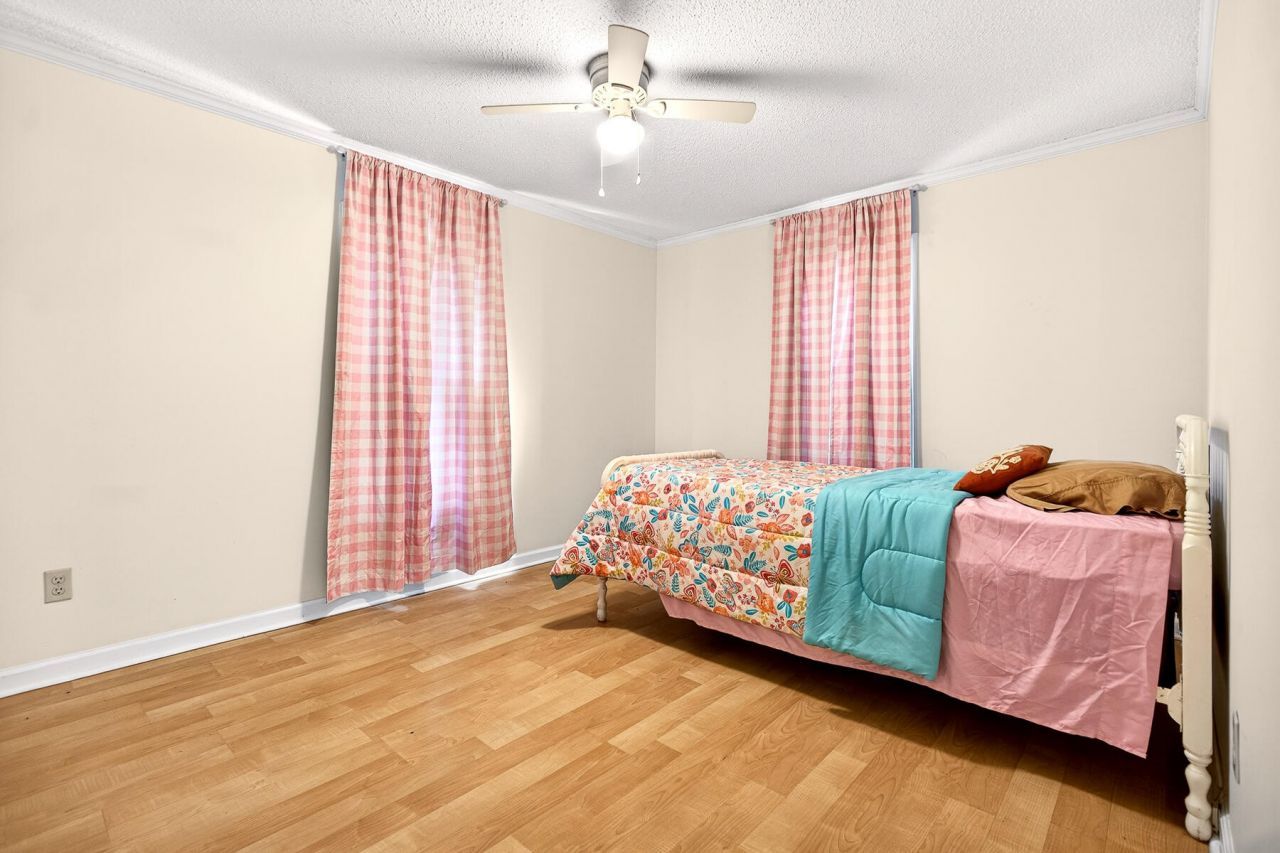 1223 Benton Road Photo 24