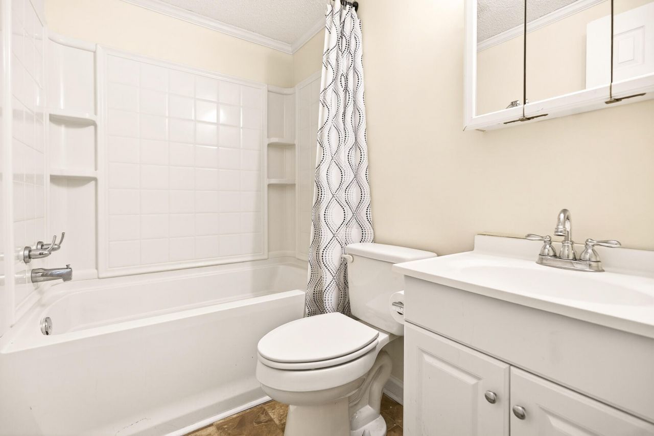 1223 Benton Road Photo 27