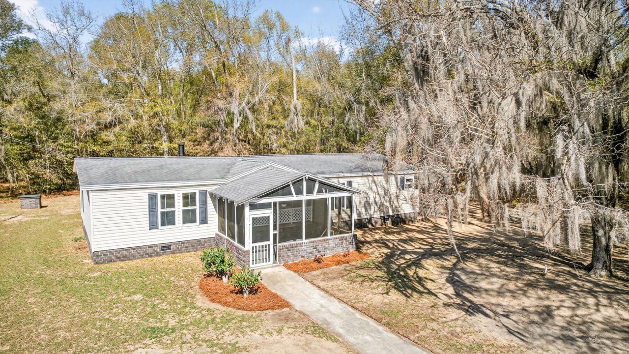 1223 Benton Road Photo 35