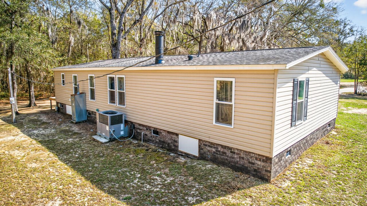 1223 Benton Road Photo 36