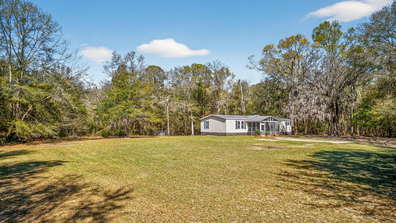 1223 Benton Road Photo 38