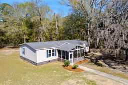 1223 Benton Road photo 4