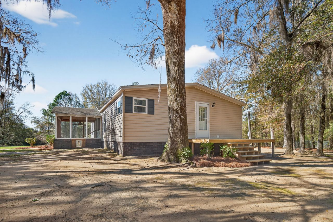 1223 Benton Road Photo 41