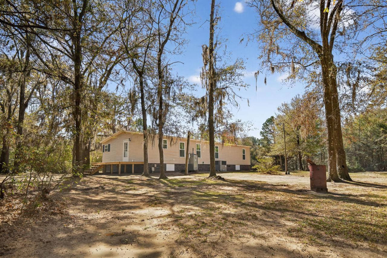 1223 Benton Road Photo 45