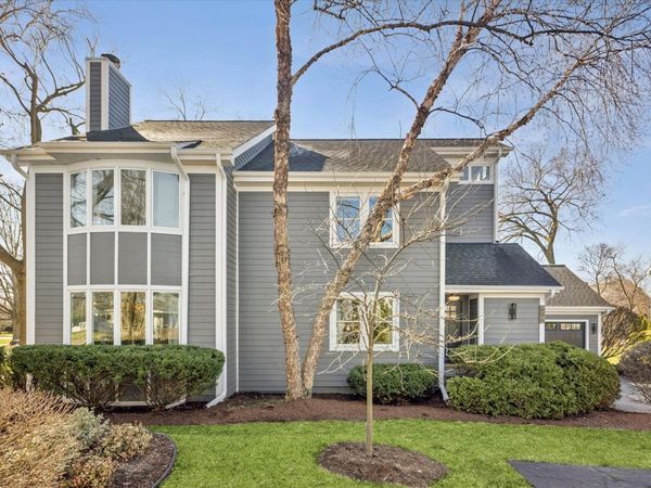 606 W Franklin Street , Wheaton, IL 60187