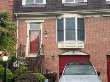 6 S MONTAGUE STREET , ARLINGTON, VA 22204