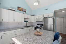 3700 Golf Colony Lane photo 4