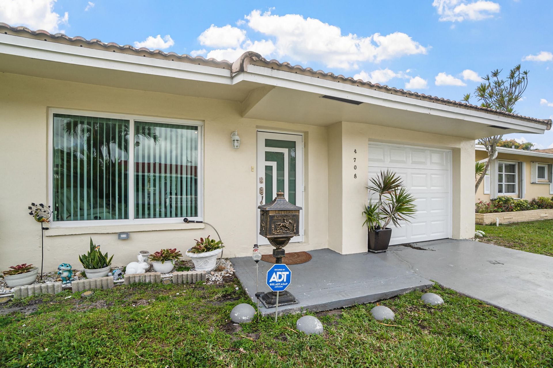 4708 NW 49th Drive, Tamarac, FL 33319 Photo