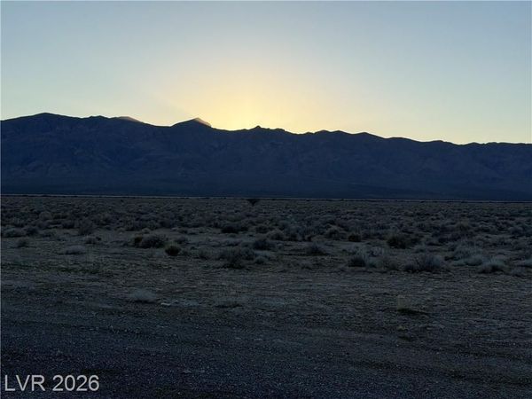 10391 S Vicki Ann Road, Pahrump, NV 89048