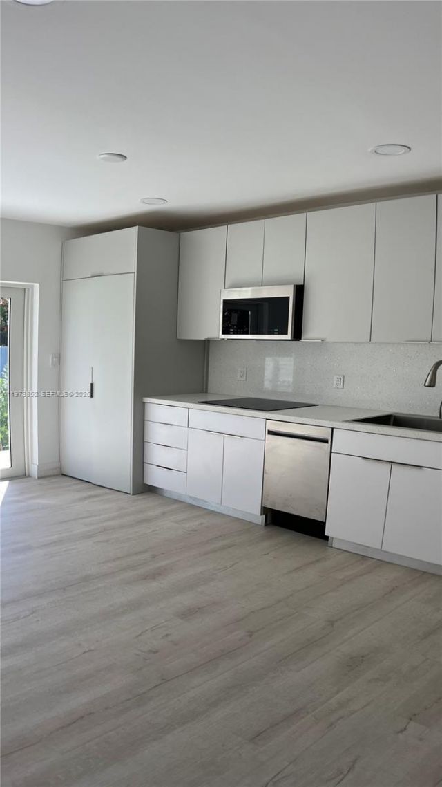 2800 SW 25th St , Unit 1, Miami, FL 33133 Photo