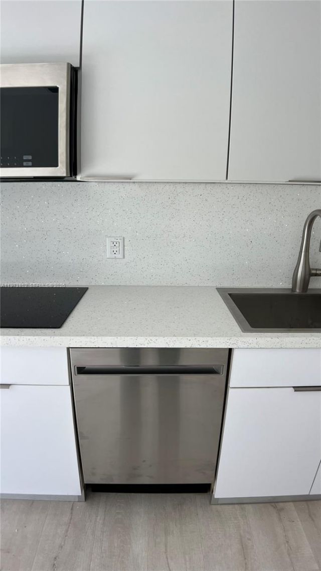 2800 SW 25th St , Unit 1, Miami, FL 33133 Photo