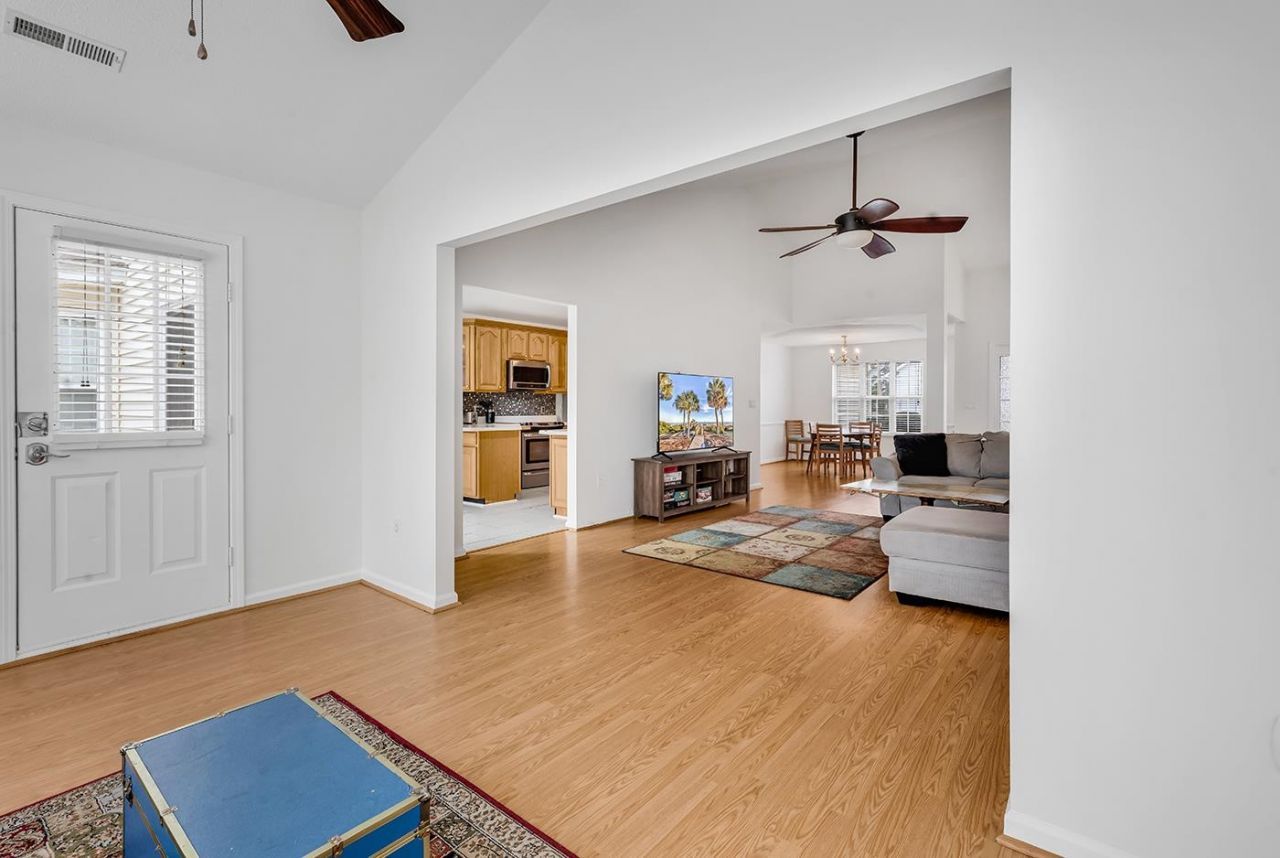 1500 Westferry Crossing Photo 12