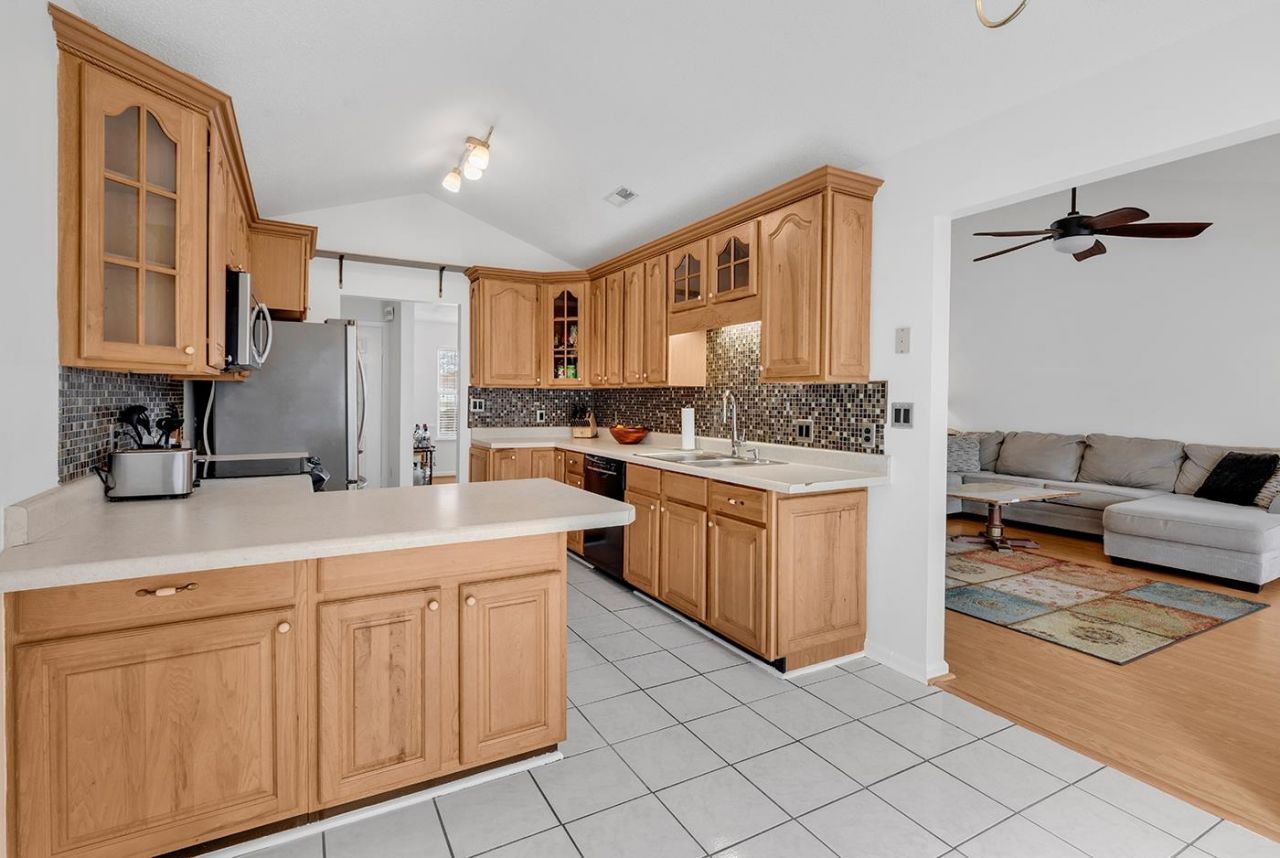 1500 Westferry Crossing Photo 18