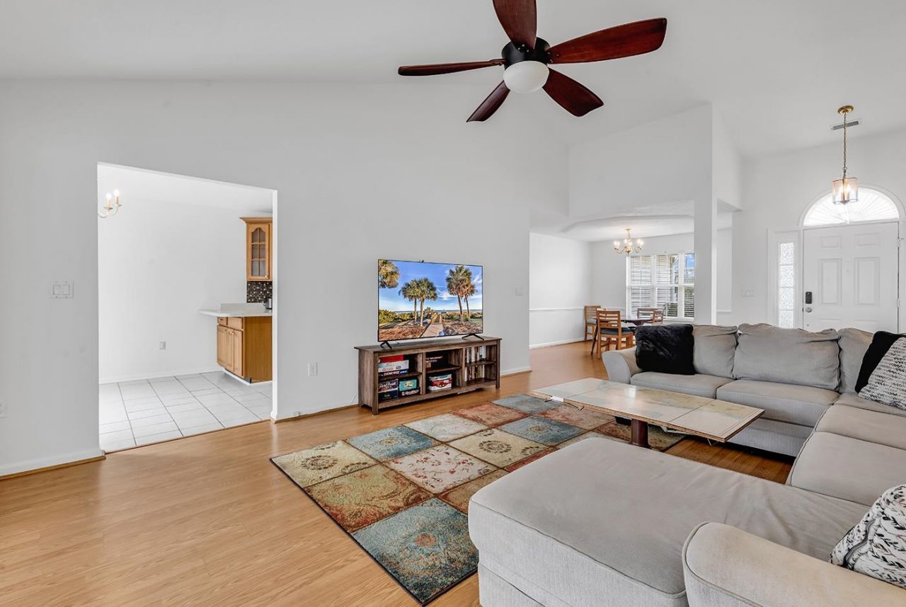 1500 Westferry Crossing Photo 8