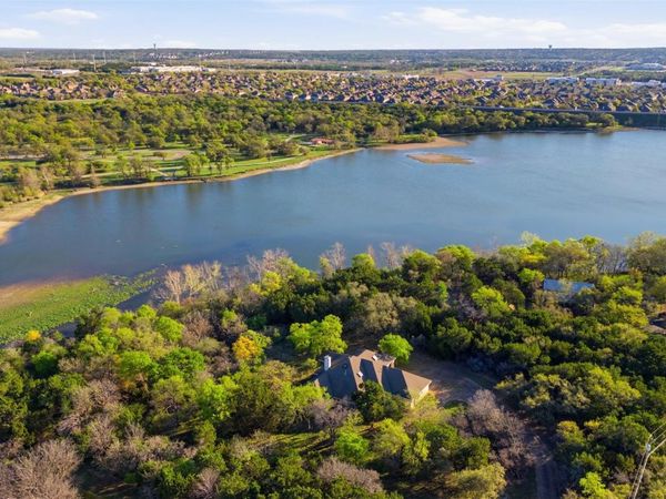 144 Woodland TRL, Leander, TX 78641