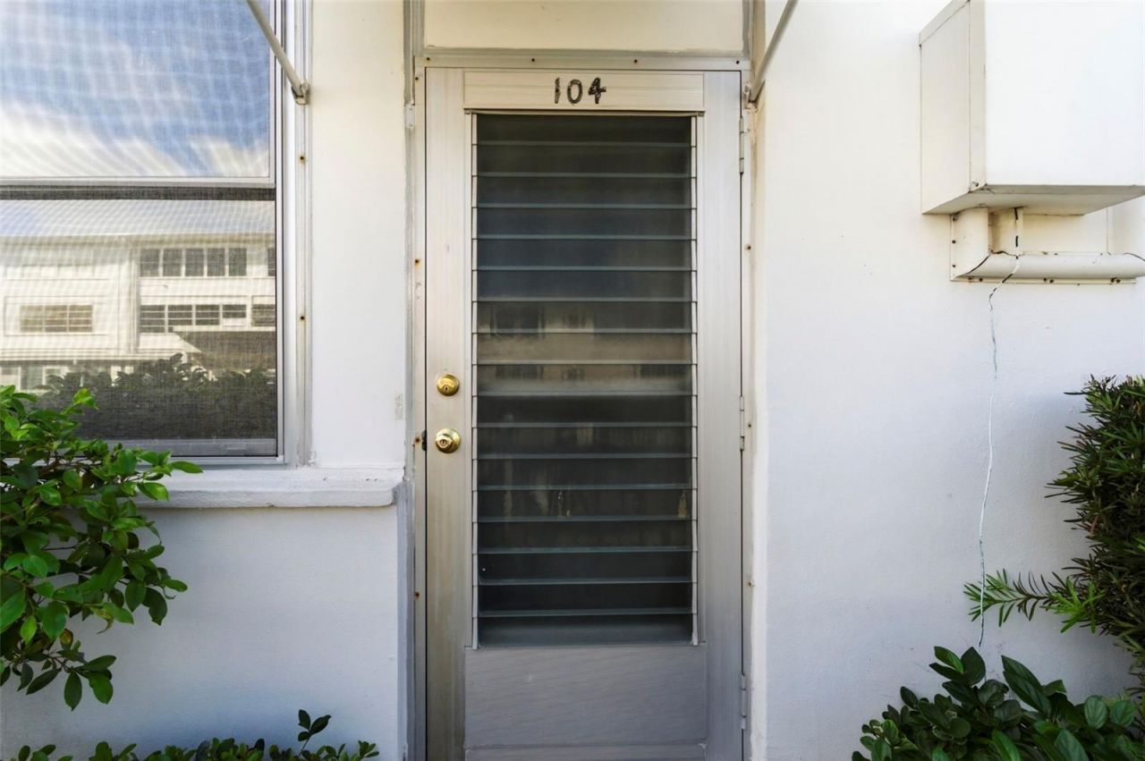 5155 9th Avenue N, Unit 104, Saint Petersburg, FL 33710 Photo