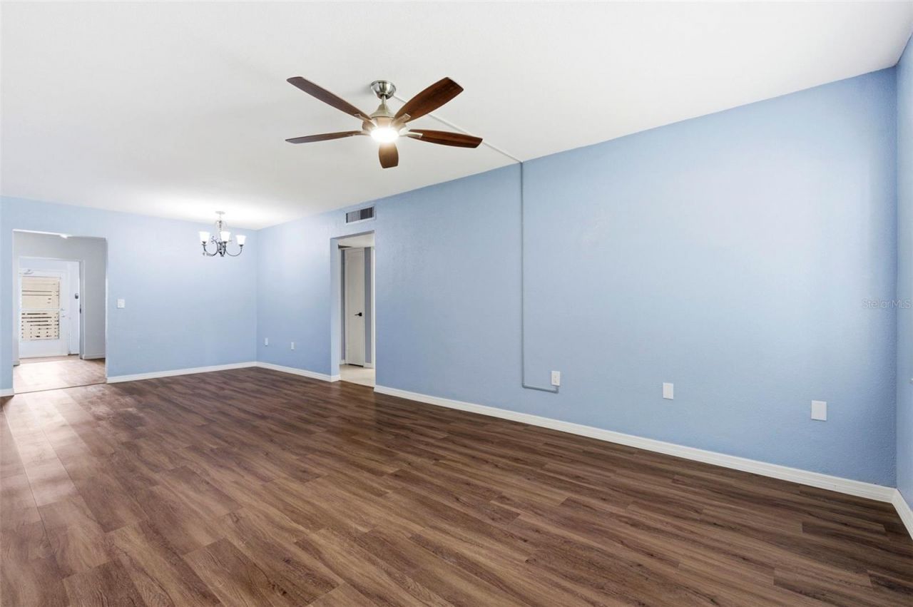 5155 9th Avenue N, Unit 104, Saint Petersburg, FL 33710 Photo