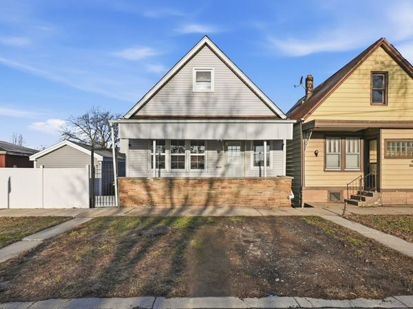 10046 S Commercial Avenue , Chicago, IL 60617