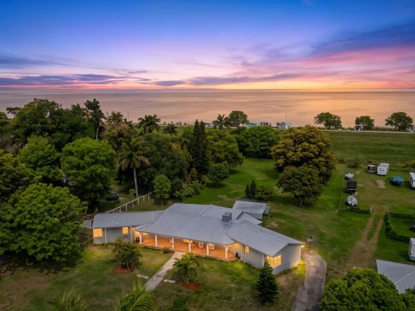 1221 Bacom Point Road, Pahokee, FL 33476