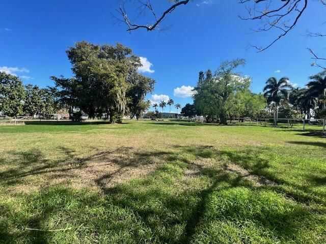 1221 Bacom Point Road, Pahokee, FL 33476 Photo