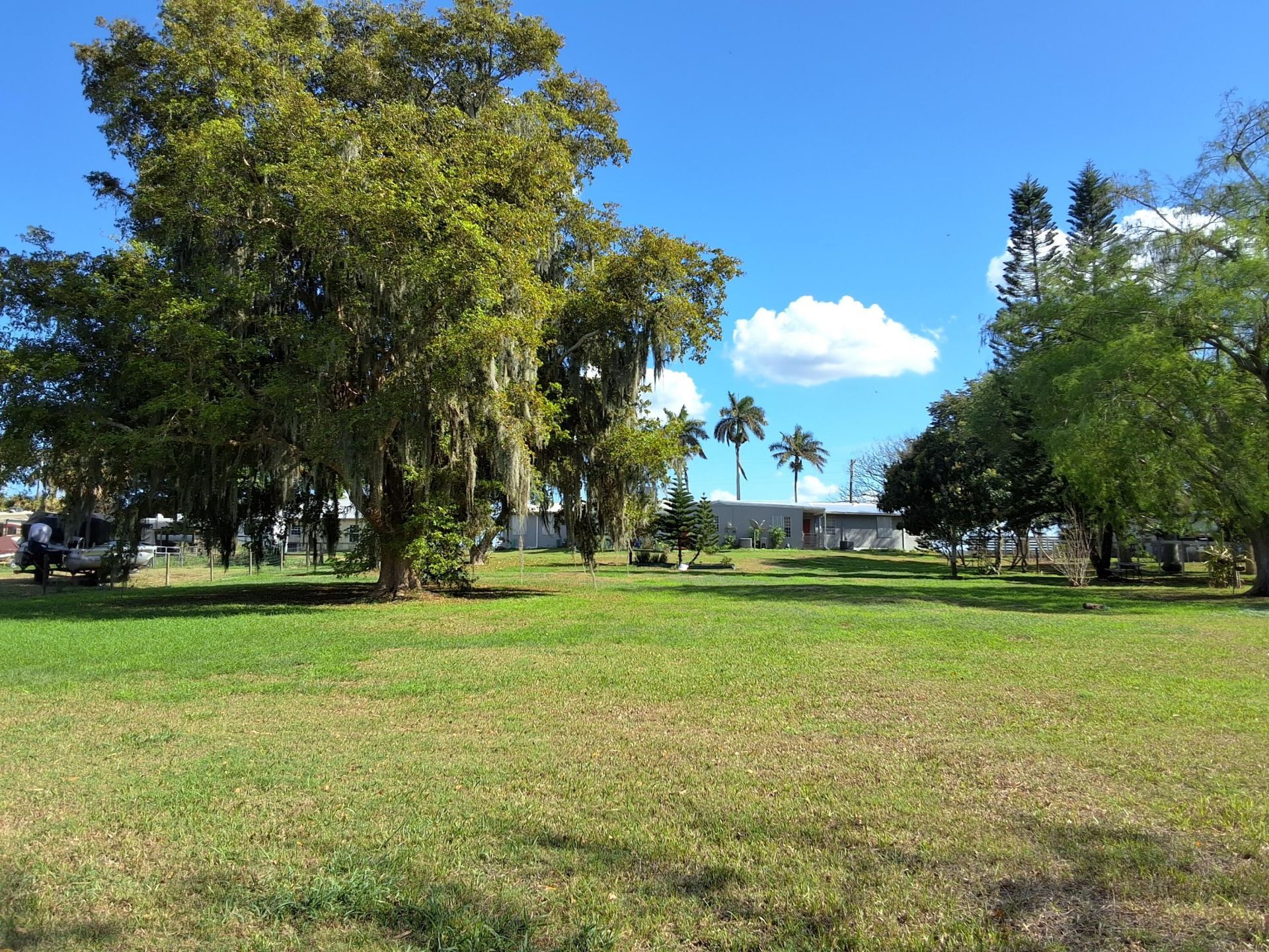 1221 Bacom Point Road, Pahokee, FL 33476 Photo