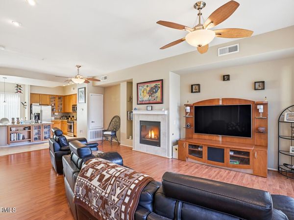 6745 N 93RD Avenue, Unit 1124, Glendale, AZ 85305