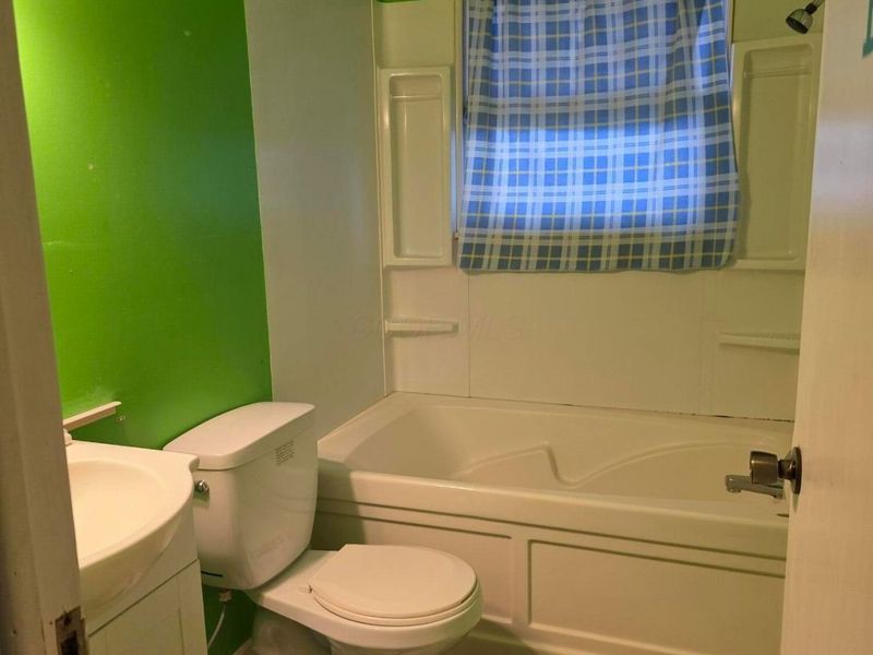 3355 E Deshler Avenue, Columbus, OH 43227 Photo 10