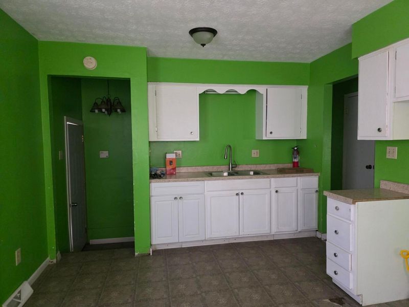 3355 E Deshler Avenue, Columbus, OH 43227 Photo 3