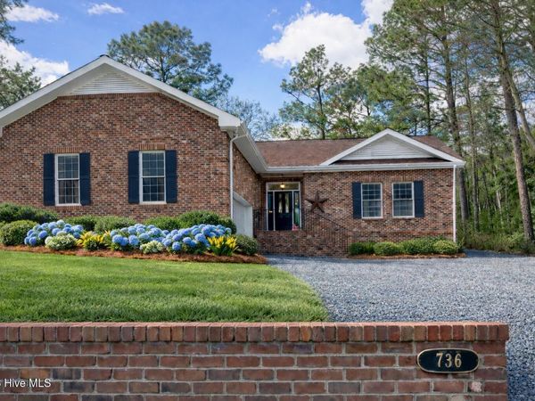 736 Ginseng Drive, Vass, NC 28394