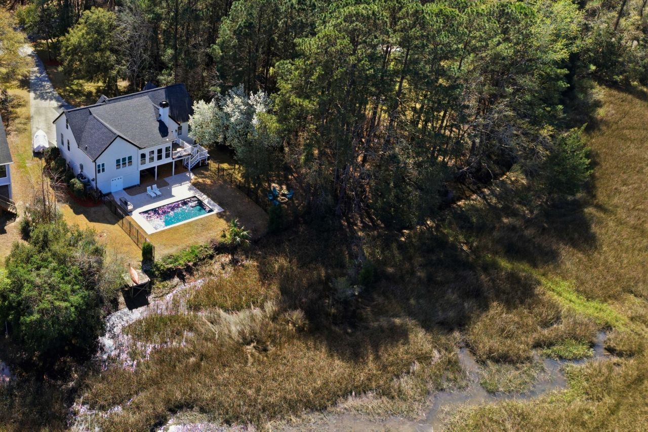 106 Berkshire Drive Photo 32