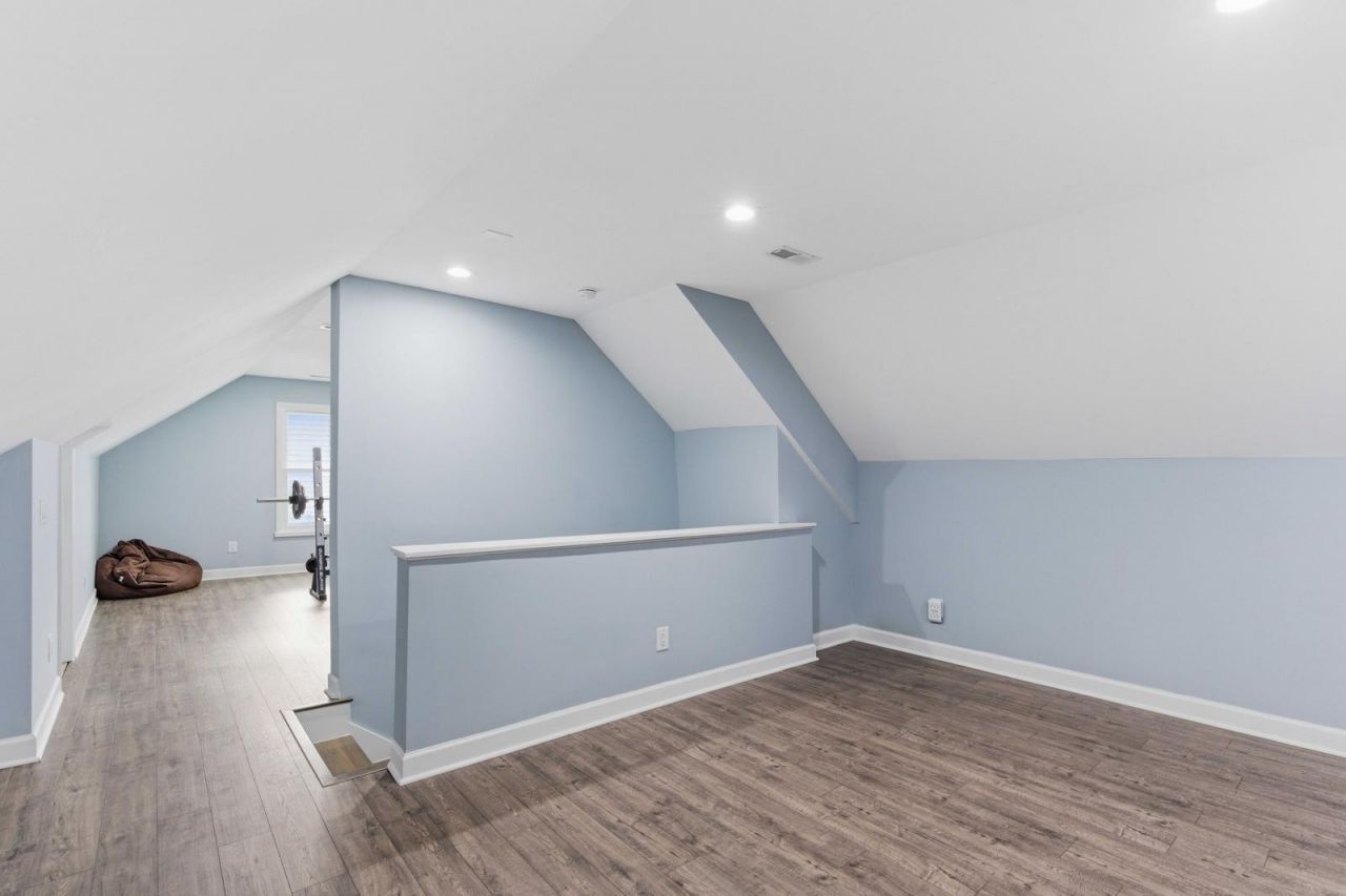 106 Berkshire Drive Photo 38