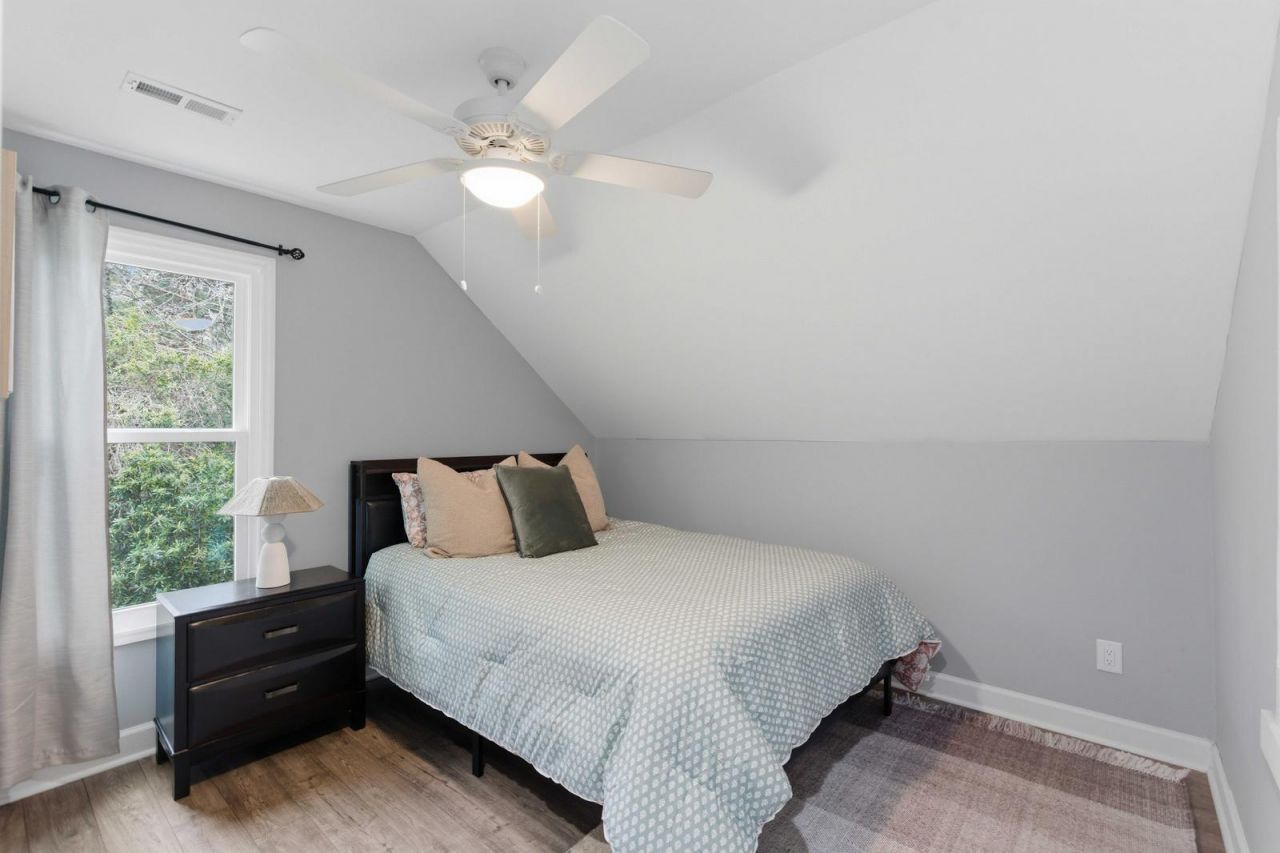 106 Berkshire Drive Photo 42