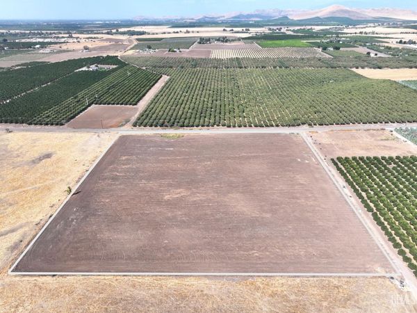 26161 Avenue 100 , Terra Bella, CA 93270