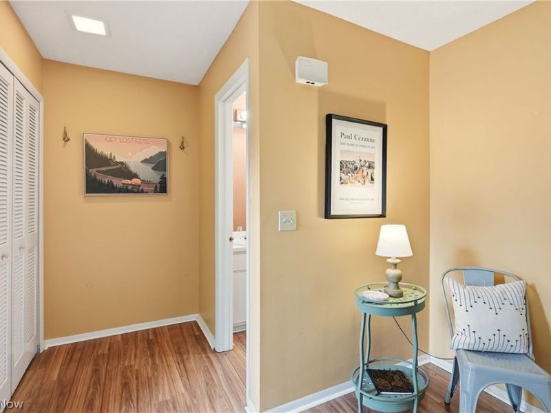 17650 Walnut Trail, Chagrin Falls, OH 44023 Photo 5