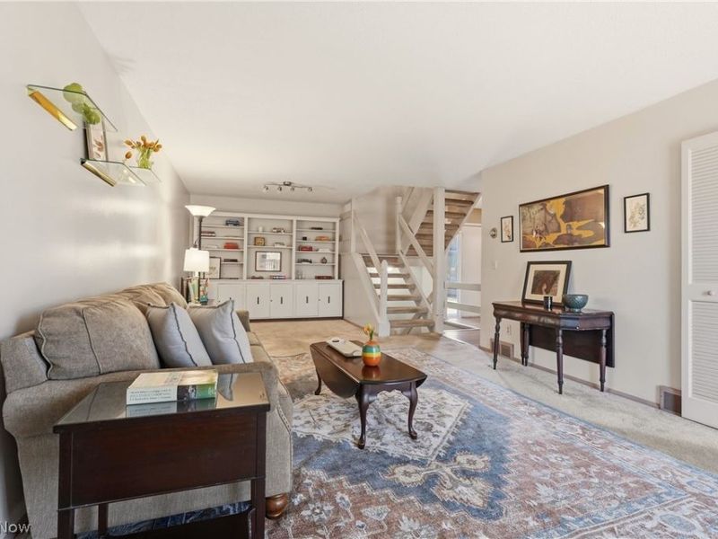 17650 Walnut Trail, Chagrin Falls, OH 44023 Photo 8