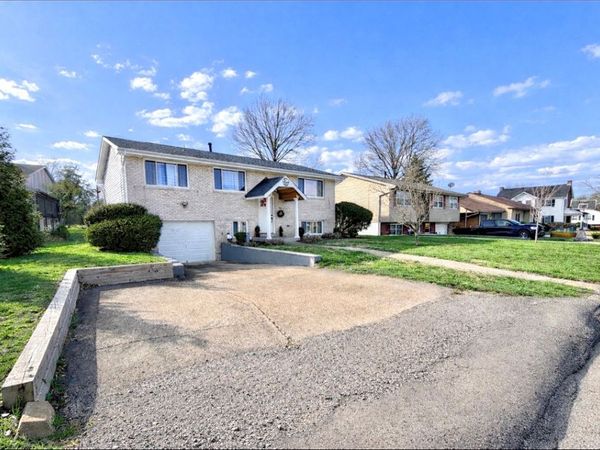 93 Virginia Ave, Uniontown, PA 15401