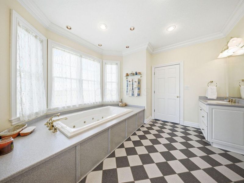 14380 Prairie Pike, South Solon, OH 43153 Photo 77