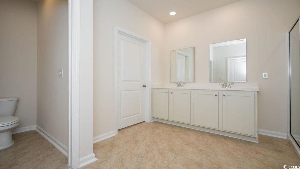 2614 Orion Loop  Photo 11