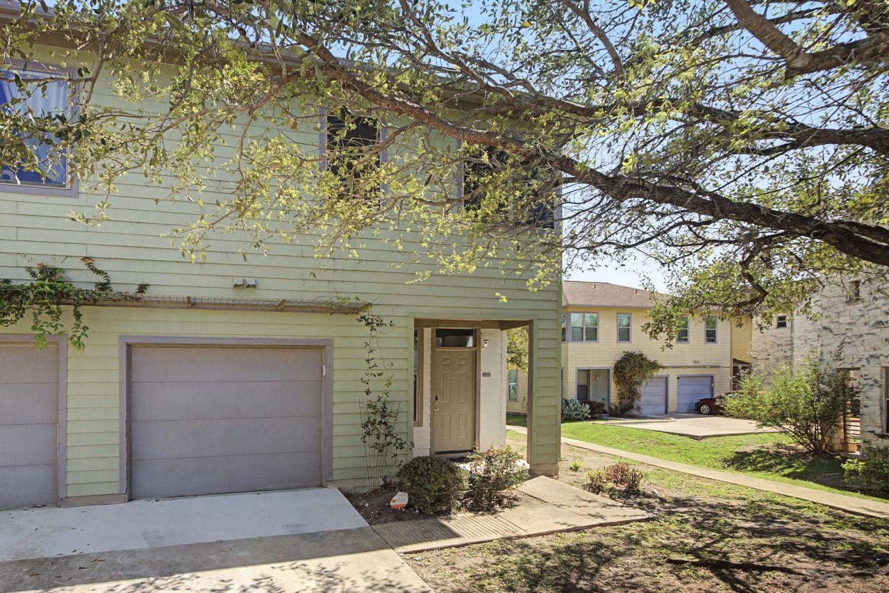 1201 Grove Blvd, Unit 2304, Austin, TX 78741 Main Photo
