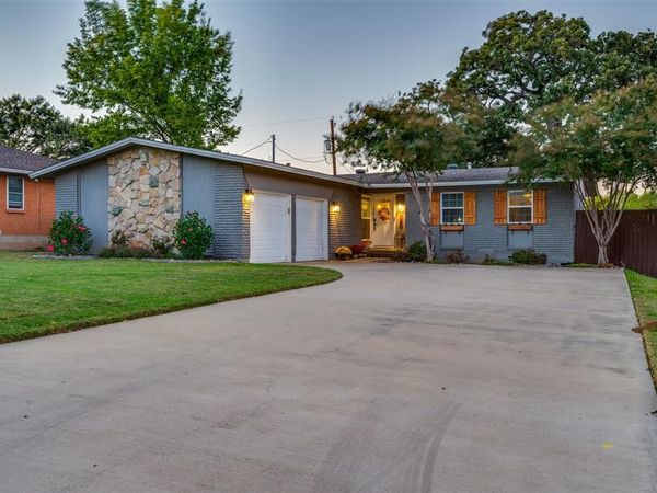 181 Pine Drive, Lewisville, TX 75057