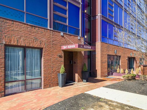 367 Auden Avenue, Unit 305, Columbus, OH 43215