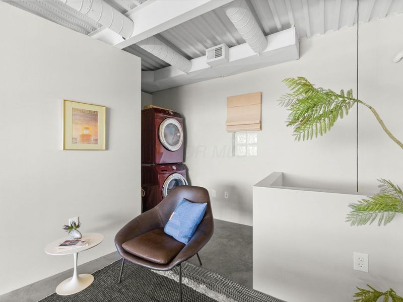 367 Auden Avenue, Unit 305, Columbus, OH 43215 Photo 36