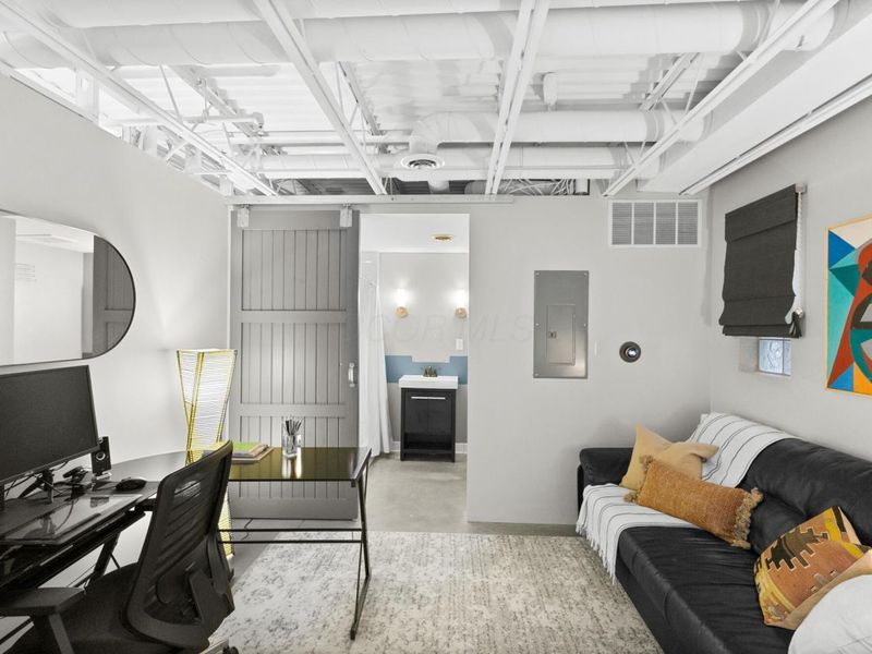 367 Auden Avenue, Unit 305, Columbus, OH 43215 Photo 39