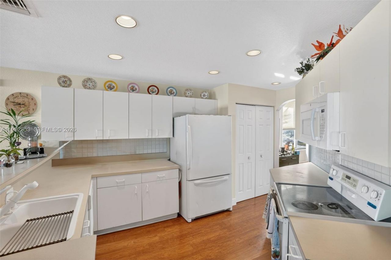 16419 Sapphire Pl, Weston, FL 33331 Photo